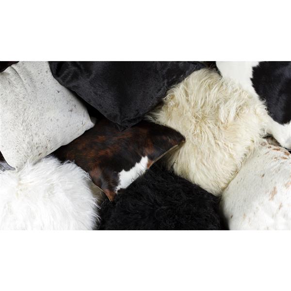 Natural by Lifestyle Brands Natural 12-in x 20-in Sheepskin Pillows (2 Pack)