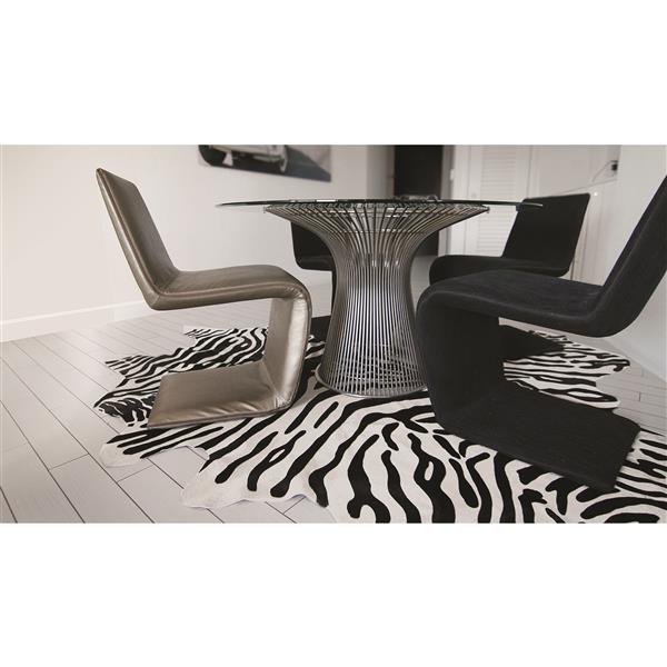 Natural by Lifestyle Brands 6-ft x 7-ft Zebra/Off-White Togo Cowhide Rug