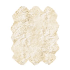 Natural by Lifestyle Brands 5-ft x 6-ft Natural New Zealand Sexto Sheepskin Rug