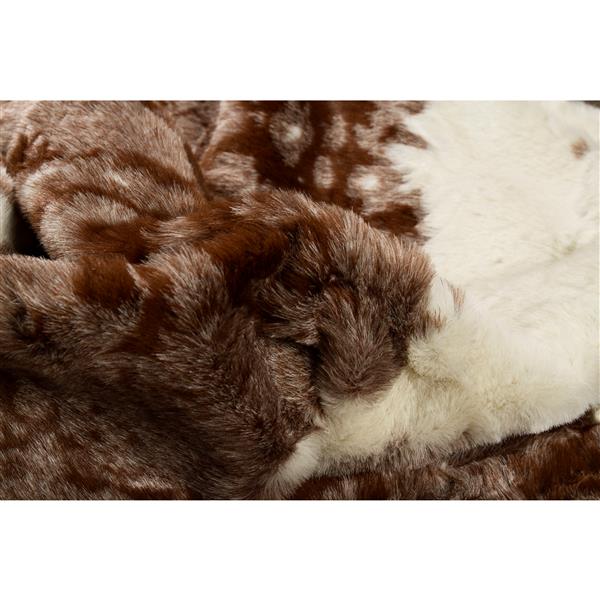 LUXE Faux Hide 5-ft x 7-ft Chocolate & White Cow Indoor Area Rug