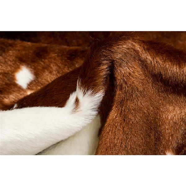LUXE Faux Hide 4-ft x 5-ft Chocolate & White Cow Indoor Area Rug