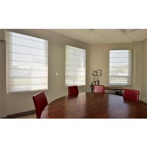 Sun Glow 48-in x 48-in Cordless Motorized Textured Off-White Roman Shade