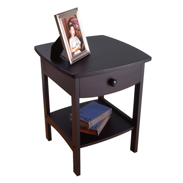 Table Claire, 18,03 po x 22,05 po, bois, noir