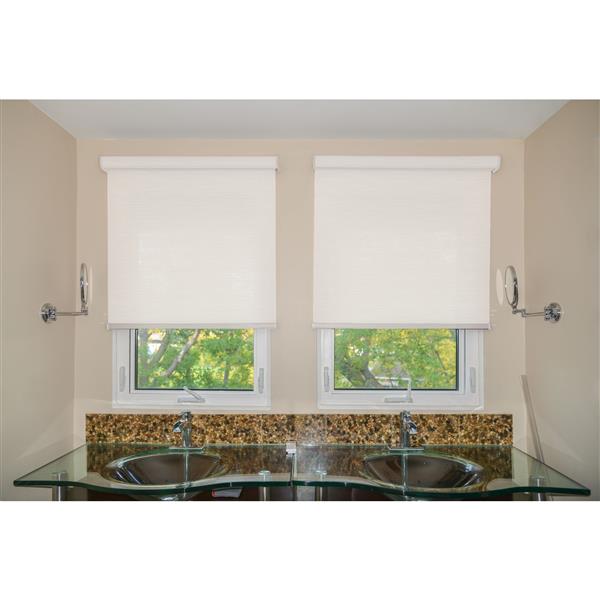 Sun Glow 56-in x 72-in White Chainless Woven Roller Shade With Valance