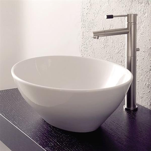 Nameeks Scarabeo Ovo White Vessel Oval Bathroom Sink | RONA