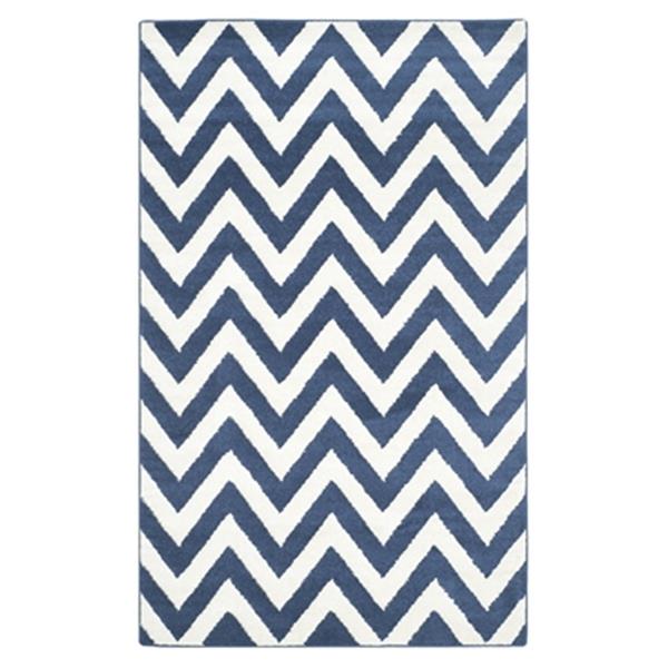 Safavieh Amherst 6 ft x 9 ft Navy and Beige Chevron Indoor/Outdoor Rug