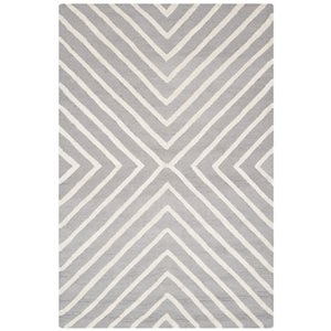 Safavieh Cambridge 5-ft x 8-ft Silver and Ivory Area Rug