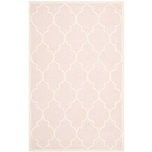 Safavieh Cambridge 5-ft x 8-ft Light Pink and Ivory Area Rug