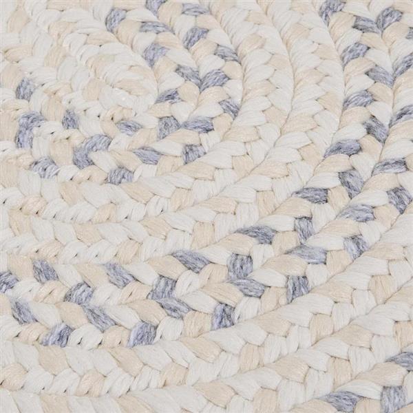 Colonial Mills Courtyard 4-ft x 6-ft White Oval Area Rug