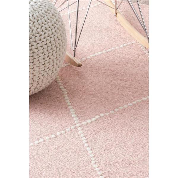nuLOOM Elvia 5ft x 8ft Pink Rectangular Indoor Handcrafted Kids Area Rug MTVS176B508 RONA