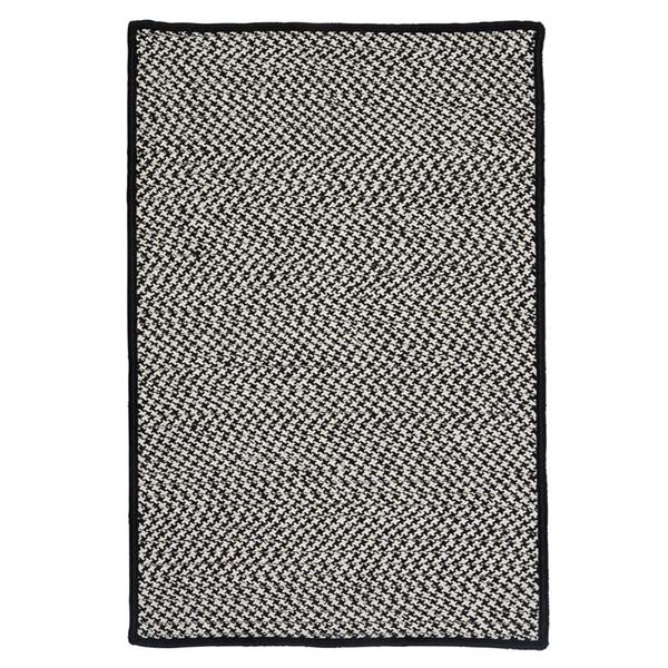 Colonial Mills Outdoor Houndstooth Tweed 4-ft x 6-ft Black Area Rug