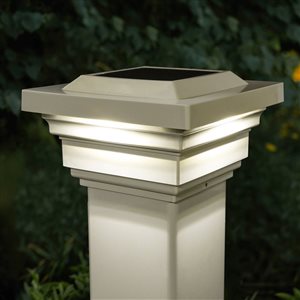 Capuchon de poteau solaire Regal, PVC, naturel, 4 po x 4 po