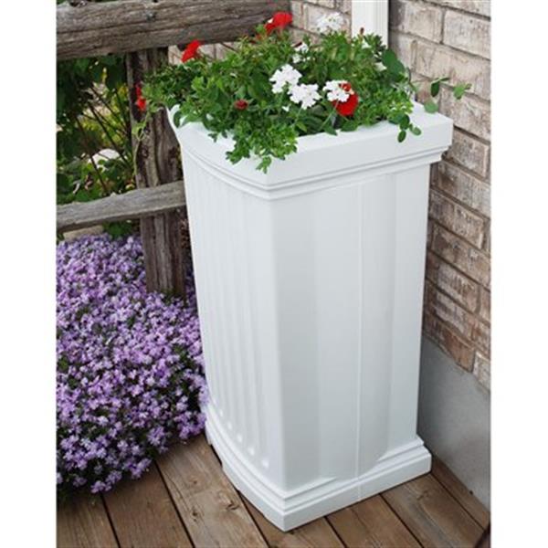 Mayne Madison Rectangle Rain Catcher Planter - White