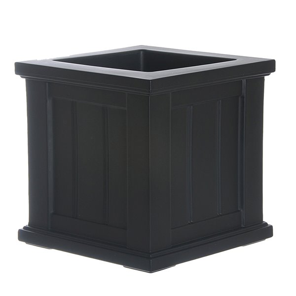 Mayne Cape Cod 14-in x 14-in Black Patio Planter 4836-B | RONA