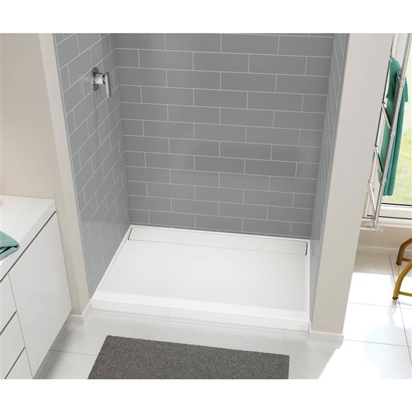 MAAX Distinct 48-In x 32-In White Configurable Shower Base