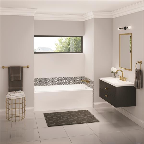 MAAX Bosca 30-in x 59.75-in White Acrylic Rectangular Right Drain Alcove Bathtub