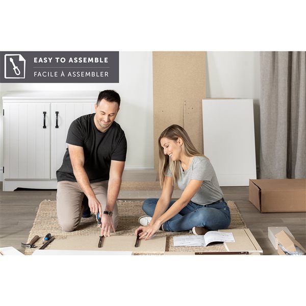 South Shore Furniture Pure Black  Step One Platform Queen Bed