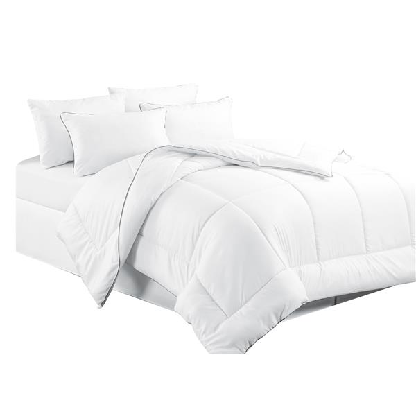 Millano Collection White Polyester King Duvet
