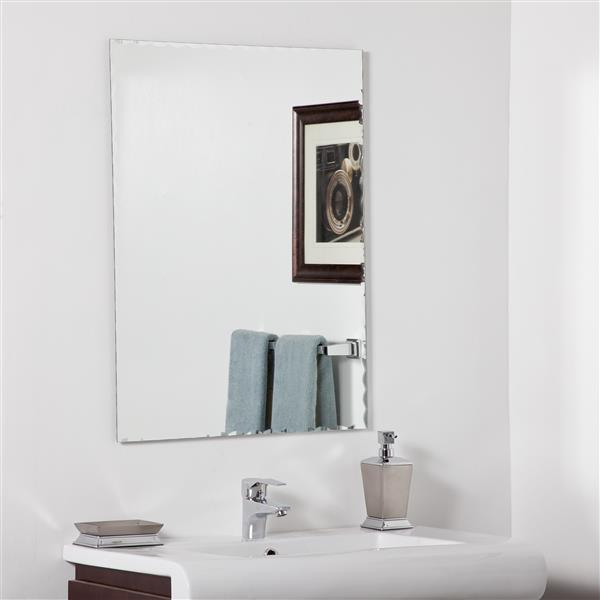 Decor Wonderland Madeline 23.6-in Rectangular Mirror