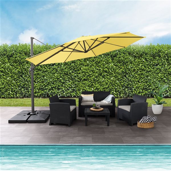 CorLiving Parasol de patio inclinable et rotatif de luxe résistant aux UV de 11,5 pieds en jaune