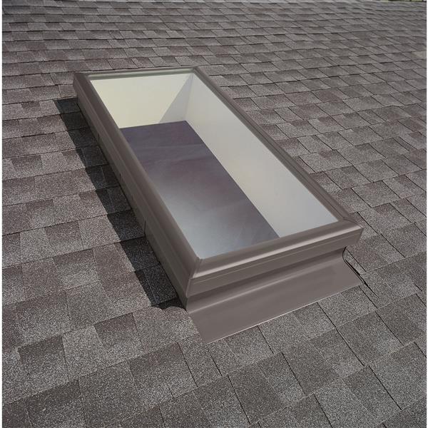 Velux Fixed Curb Mount Skylight - Tempered - 22.5-in x 46.5-in