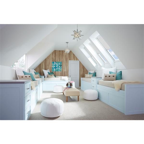 Velux Fixed Curb Mount Skylight - Tempered - 22.5-in x 46.5-in