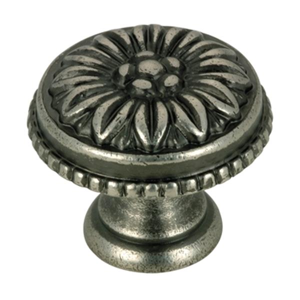 Richelieu BP043 Traditional Brass Knob,BP04325142