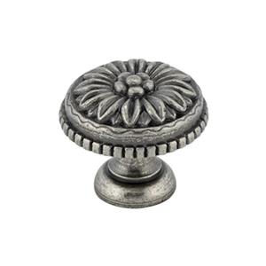 Richelieu BP043 Traditional Brass Knob,BP04330142