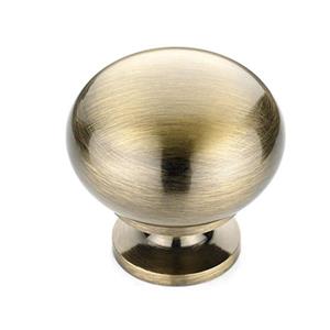 Richelieu Varennes Traditional Brass Knob,BP4923AE