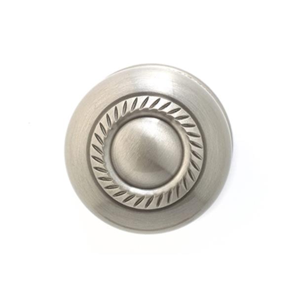 Richelieu Huntingdon Classic Brass Knob,BP8048195