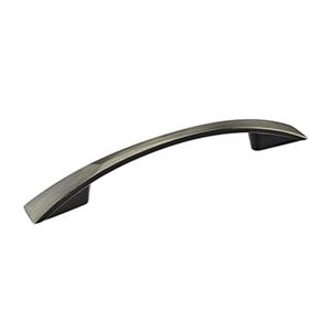 Richelieu Silverthorn Contemporary Metal Pull,BP82196AE