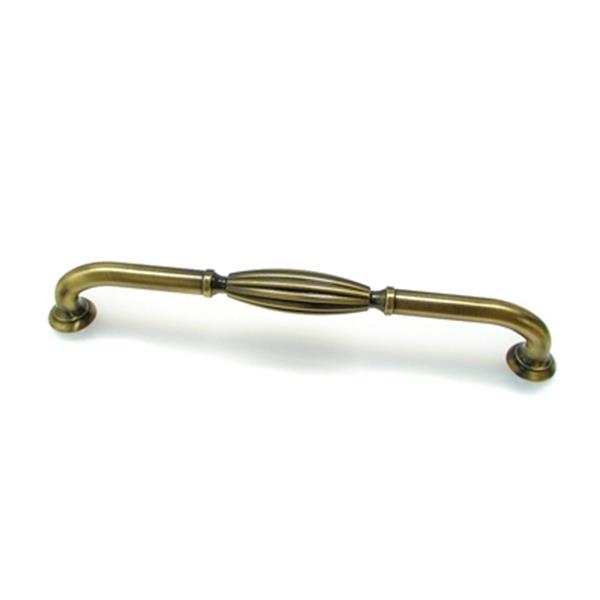 Richelieu Madeleine Traditional Metal Appliance Pull,BP82718