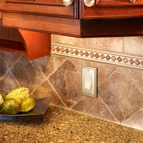 Richelieu Traditional Decora Switchplate-BP861BORB