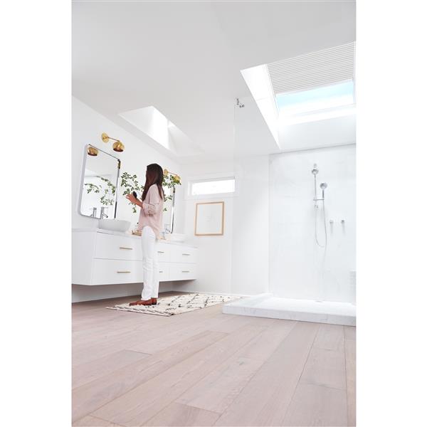 Velux Fixed Deck Mount Skylight - Laminated - 15.25-in x 46.25-in