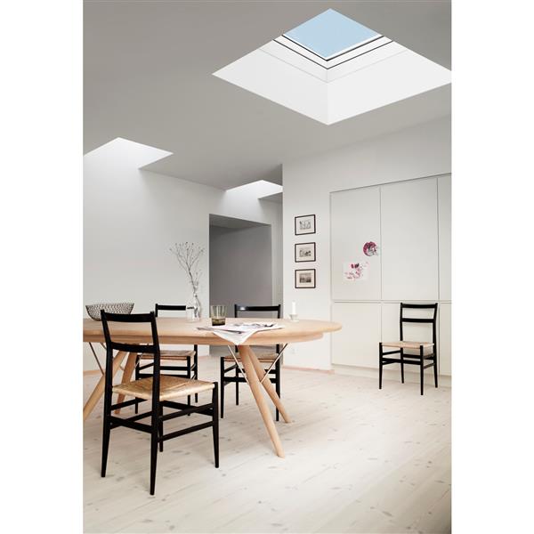 Velux Fixed Flat Roof Skylight 47.25-in x 47.25-in