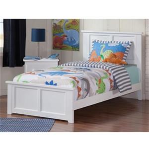 Atlantic Furniture Madison Twin Traditional Bed with Matching Foot Board in White