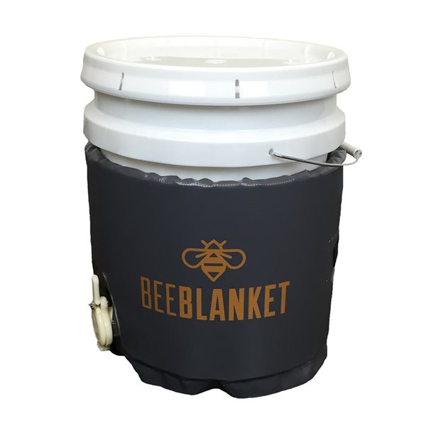 Powerblanket Bee Blanket 22.7-L Bucket Insulated Blanket with Valve Cut-Out