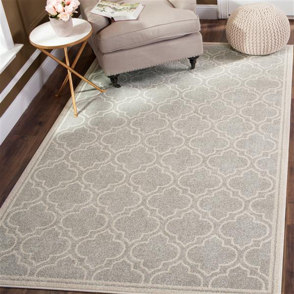 Safavieh Amherst Geometric Rug - 4-ft x 6-ft - Gray/Ivory