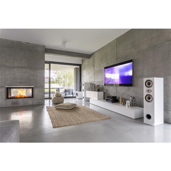 Kanto PF400 Fixed Flat Panel TV Mount for 40 to 90-in TVs