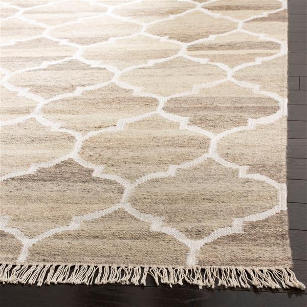 Safavieh Natural Kilim Rug - 3-ft x 5-ft - Wool - Light Grey/Ivory
