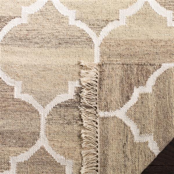 Safavieh Natural Kilim Rug - 3-ft x 5-ft - Wool - Light Grey/Ivory