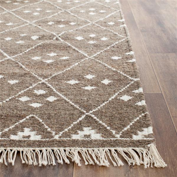 Safavieh Natural Kilim Rug - 3-ft x 5-ft - Wool - Brown/Ivory