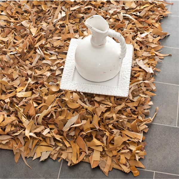 Safavieh Leather Shag Rug - 8-ft x 10-ft - Leather - Light Gold