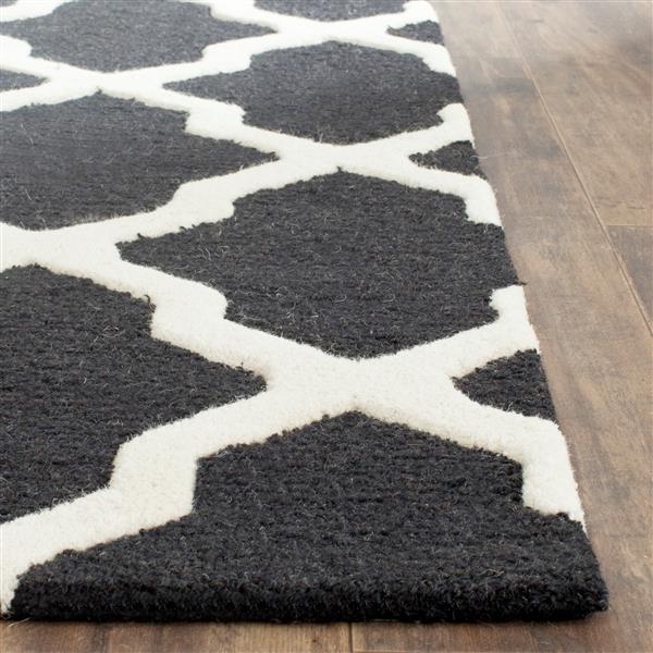 Safavieh Cambridge Trellis Rug - 2.5-ft x 4-ft - Wool - Black