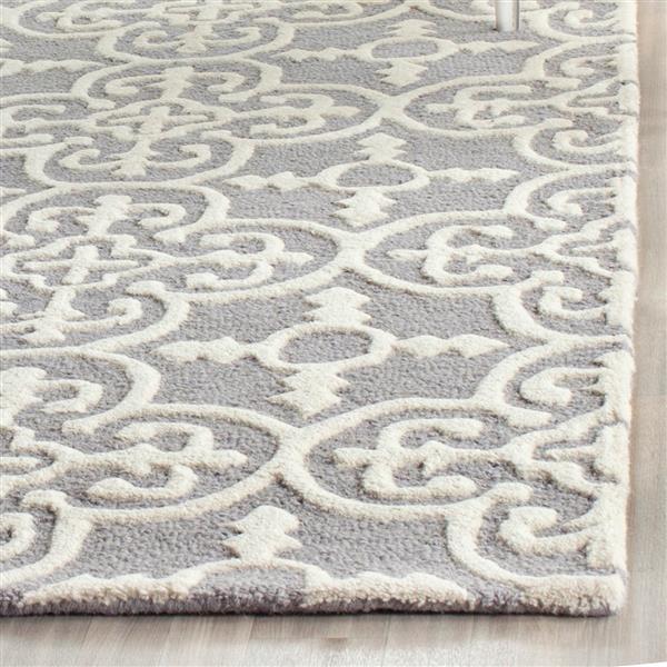 Safavieh Cambridge Trellis Rug - 4-ft x 6-ft - Wool - Silver