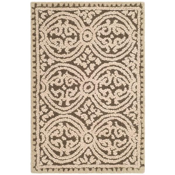 Safavieh Cambridge Geometric Rug - 2.5-ft x 4-ft - Wool - Brown