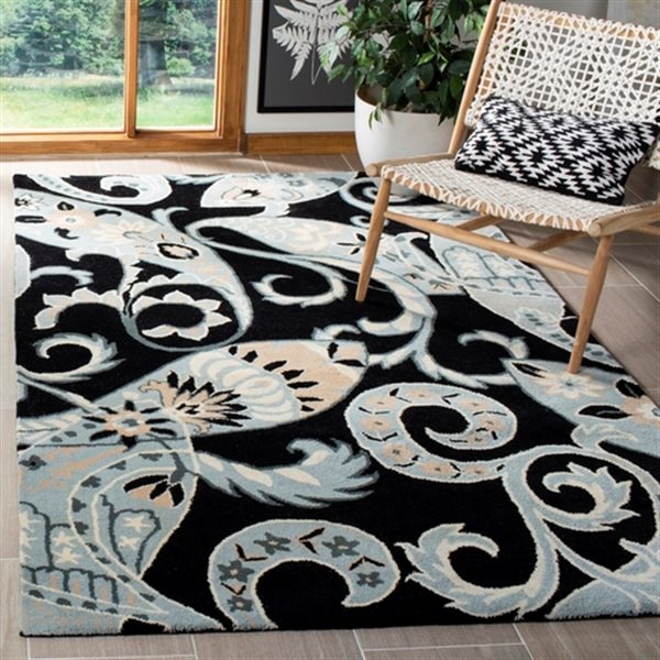 Safavieh Wyndham Rug - 2-ft 5-in x 4-ft - Black