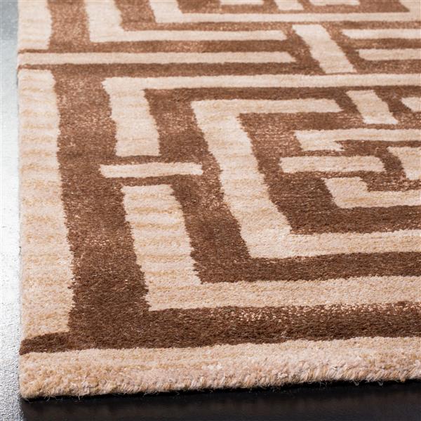 Safavieh Wyndham Square Rug - 7-ft x 7-ft - Brown