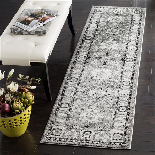 Safavieh Vintage Hamadan Rug - 2-ft 3-in x 8-ft - Grey/Black