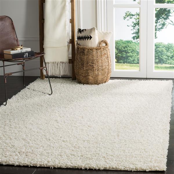 Safavieh Athens Solid Rug - 8-ft x 10-ft - Polypropylene - Ivory